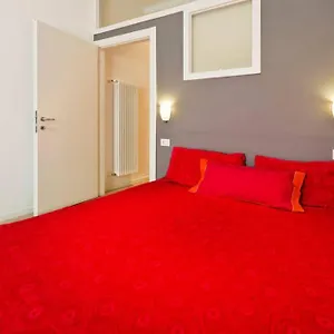 milan-downtown-the-flat.italymilanhotels.net/