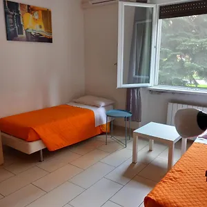 simple-comfortable-apartment-vicino-policlinico.italymilanhotels.net/